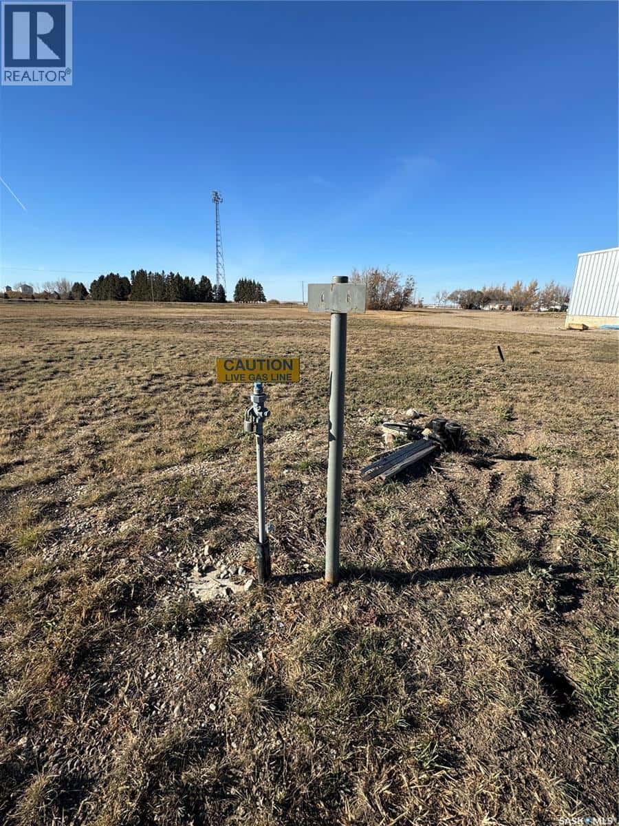 103 Canola CRESCENT — Cut Knife, Saskatchewan - Photo 2 of 3