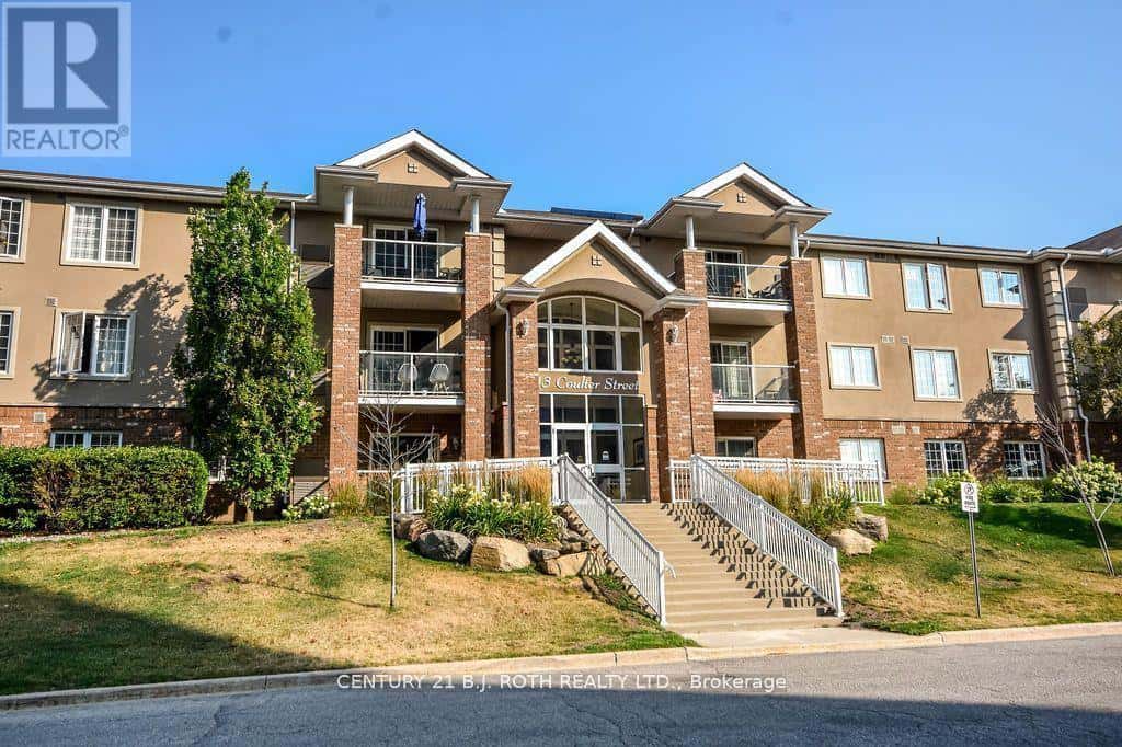 15 - 43 COULTER STREET — Barrie (Sunnidale), Ontario - Photo 3 of 19