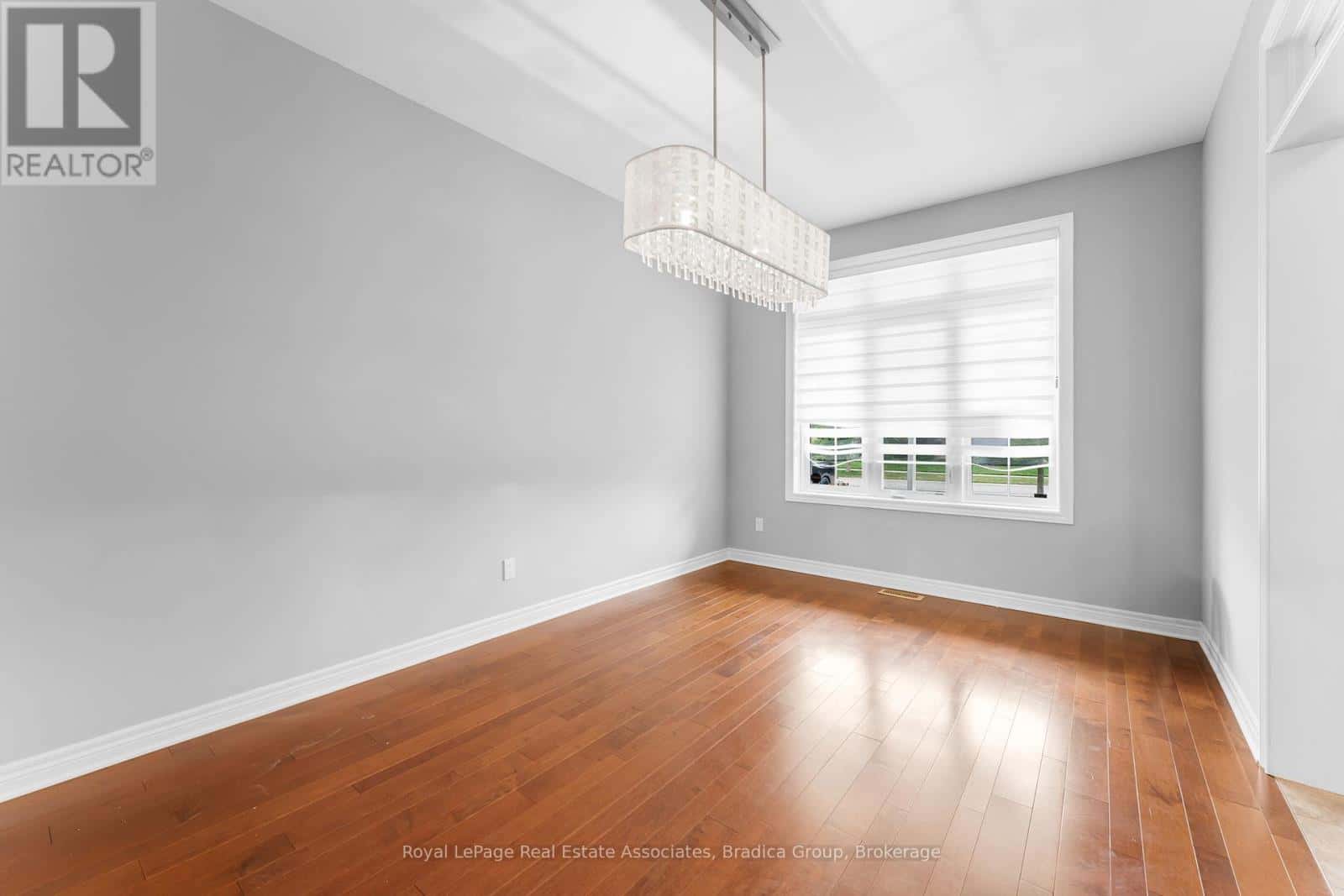 17 TRAILWOOD DRIVE — Welland (Coyle Creek), Ontario - Photo 5 of 43