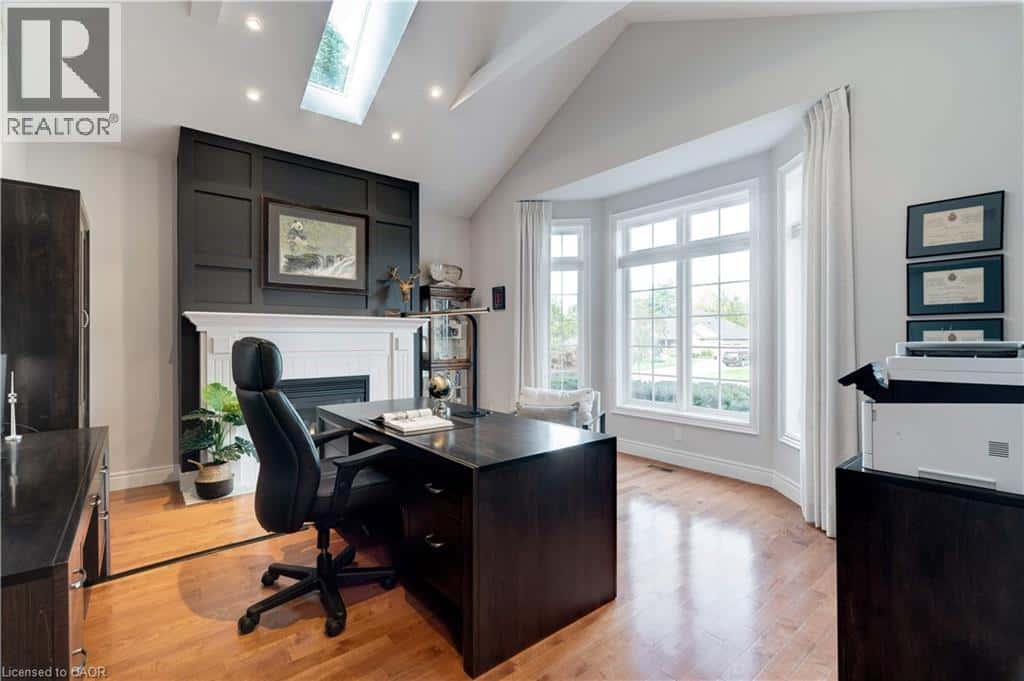 37 APPALOOSA Trail — Carlisle, Ontario - Photo 5 of 46