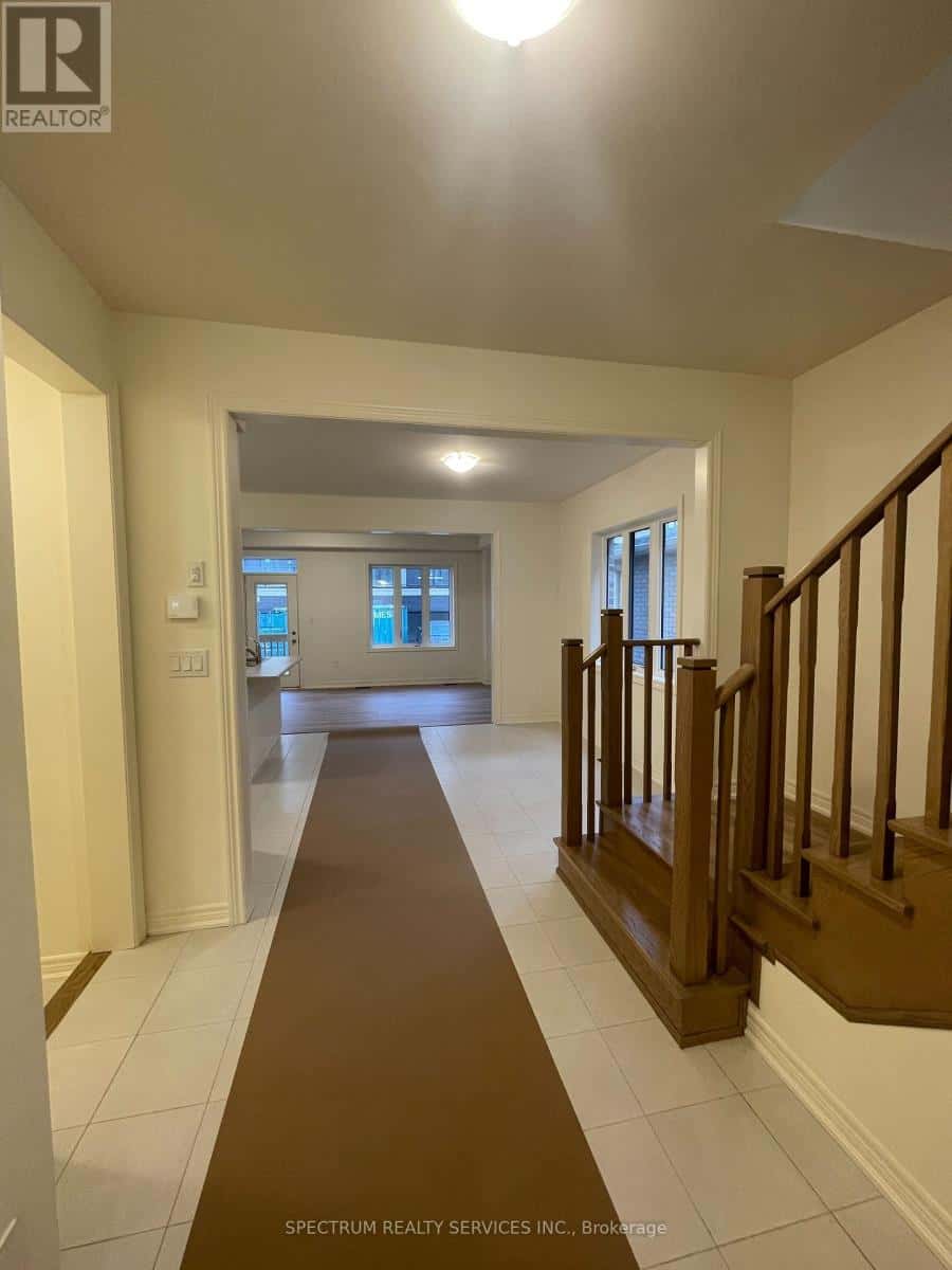 28R - 3169 CRYSTAL DRIVE — Oakville (OA Rural Oakville), Ontario - Photo 2 of 10