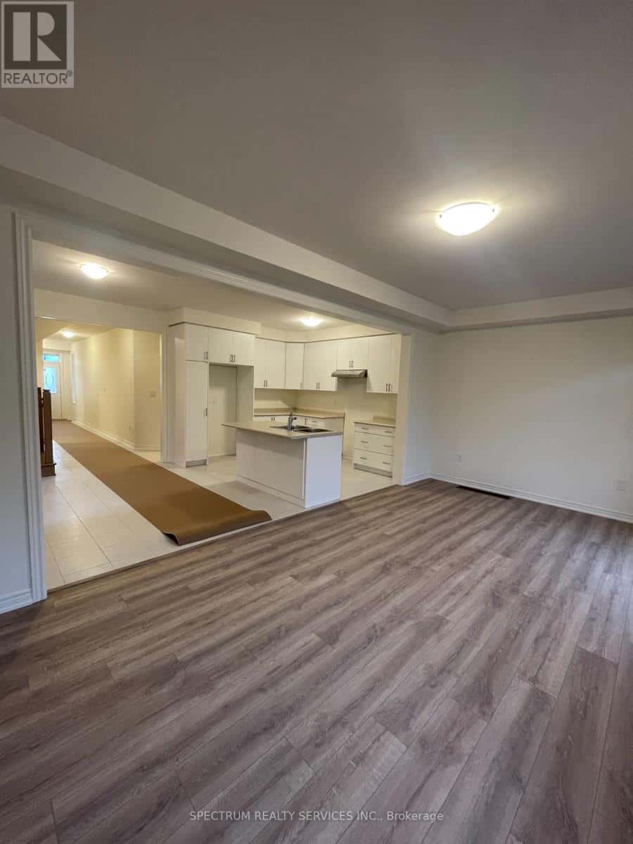 28R - 3169 CRYSTAL DRIVE — Oakville (OA Rural Oakville), Ontario - Photo 3 of 10