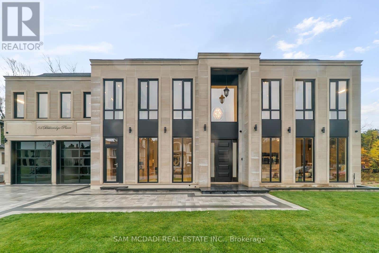 84 Pebbleridge Place