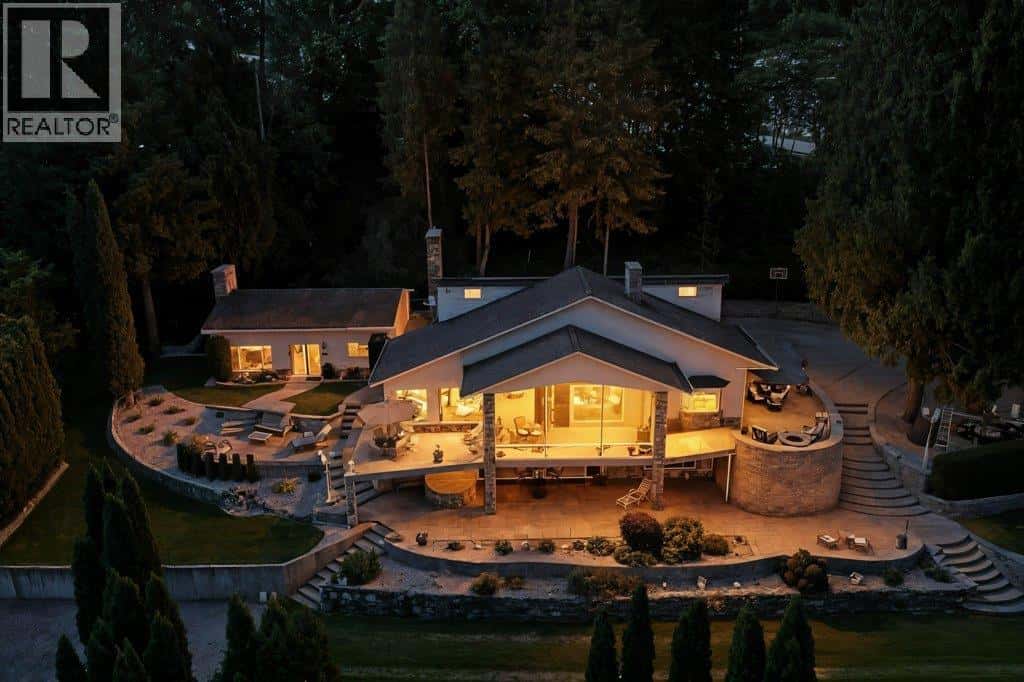 4842 SUNNYBRAE CANOE POINT Road — Tappen, British Columbia - Photo 2 of 99