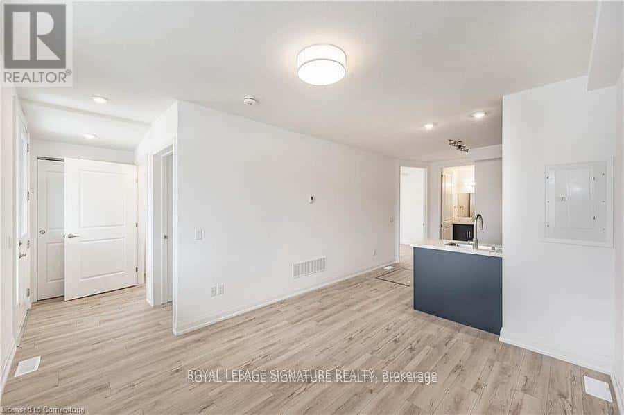 777 BEACH BOULEVARD — Hamilton (Hamilton Beach), Ontario - Photo 4 of 49