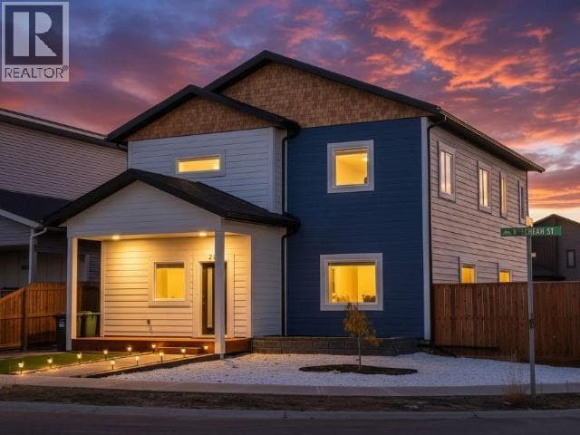 212 NEECHEAH STREET — Whitehorse, Yukon - Main photo