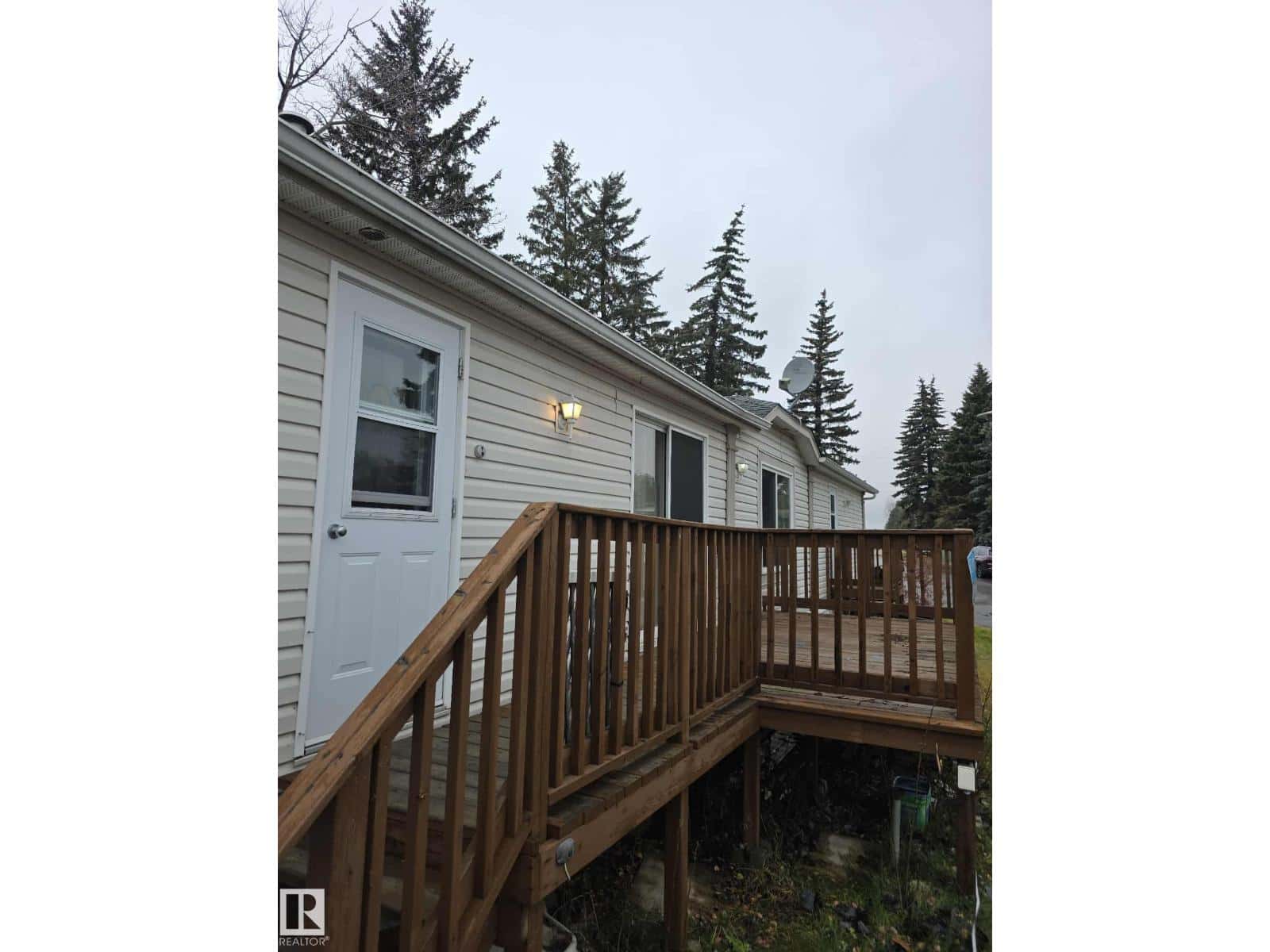 #33 4850 Centre ST — New Sarepta, Alberta - Photo 5 of 38