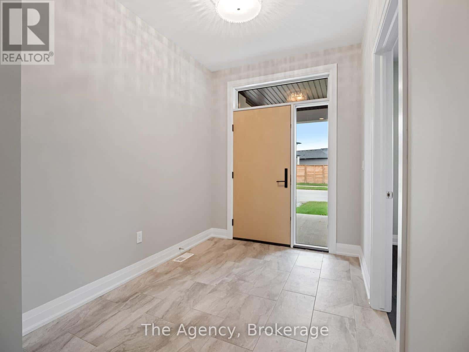 149 WILLOWBROOK DRIVE — Welland (West Welland), Ontario - Photo 5 of 43