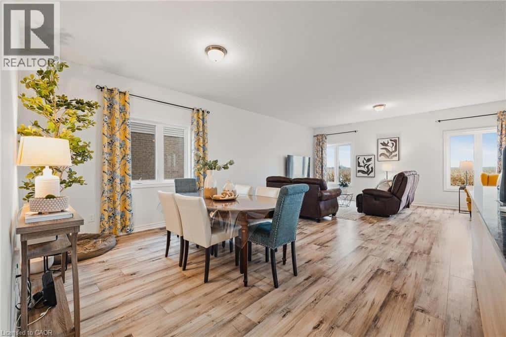 126 MAPLE Street — Drayton, Ontario - Photo 3 of 36