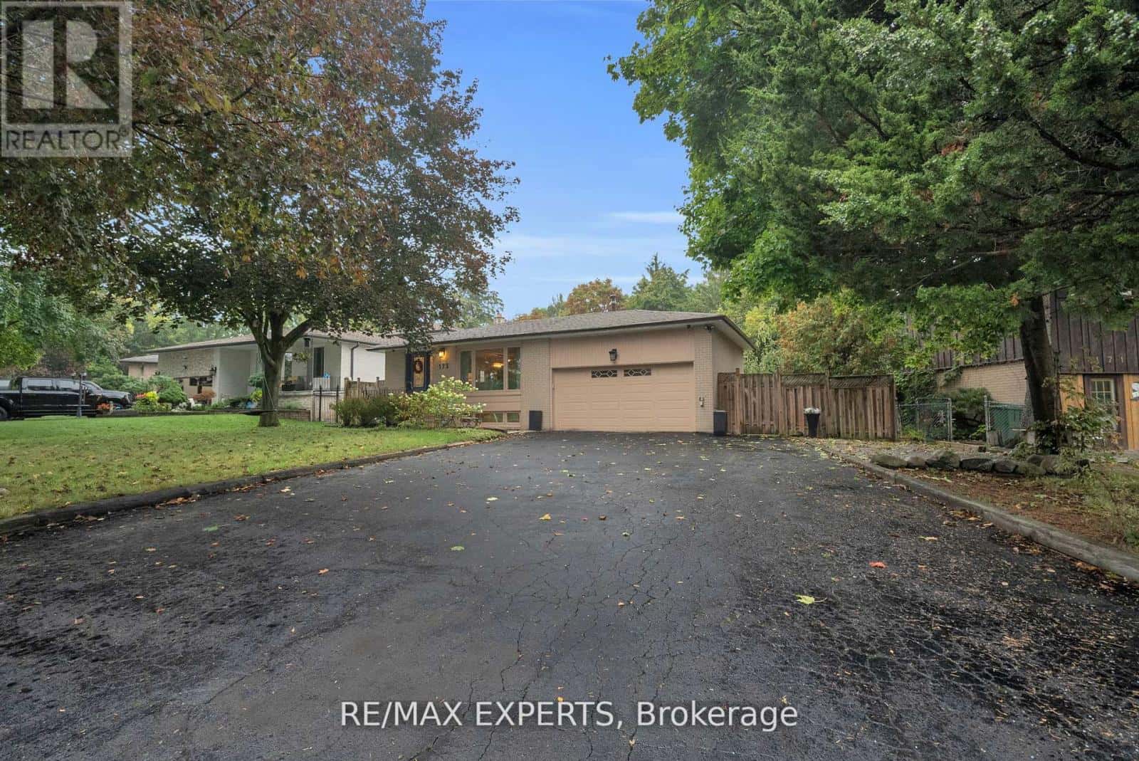 173 KINGSVIEW DRIVE — Caledon (Bolton North), Ontario - Photo 2 of 49