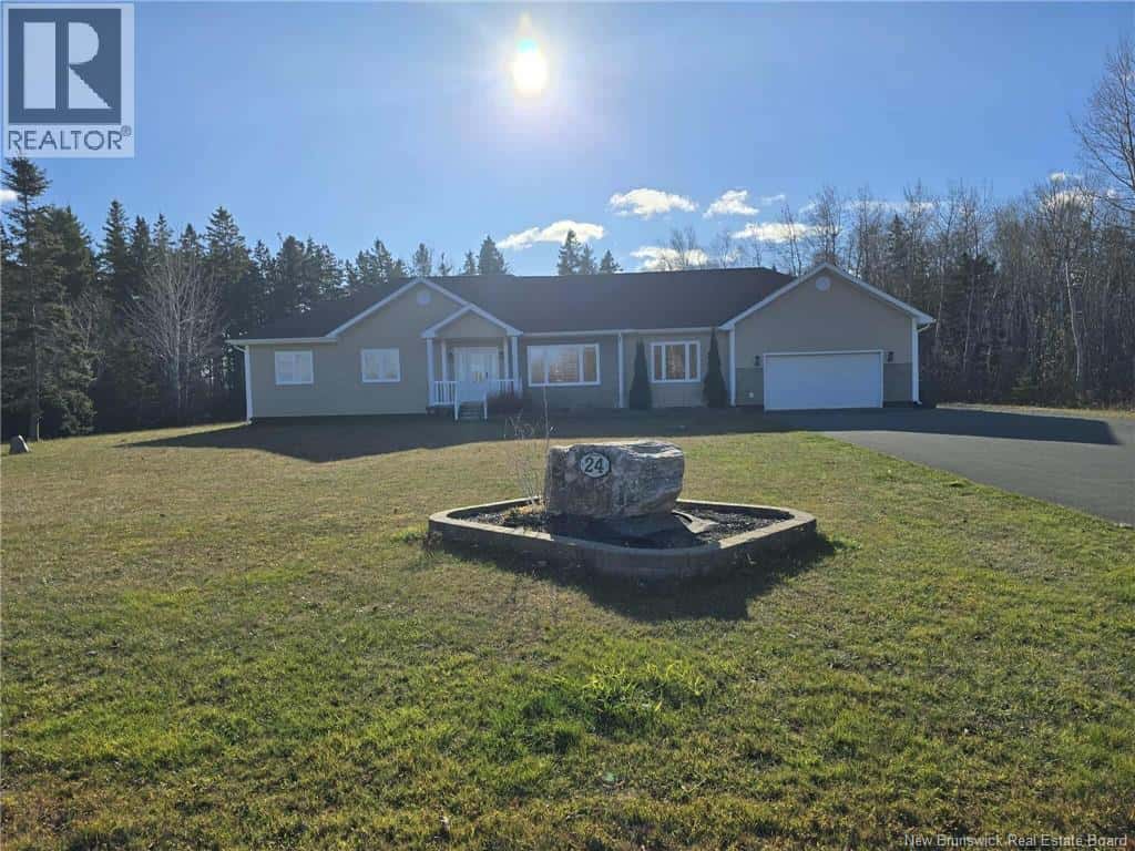 24 Frederic Street — Petit-Rocher, New Brunswick - Photo 3 of 6