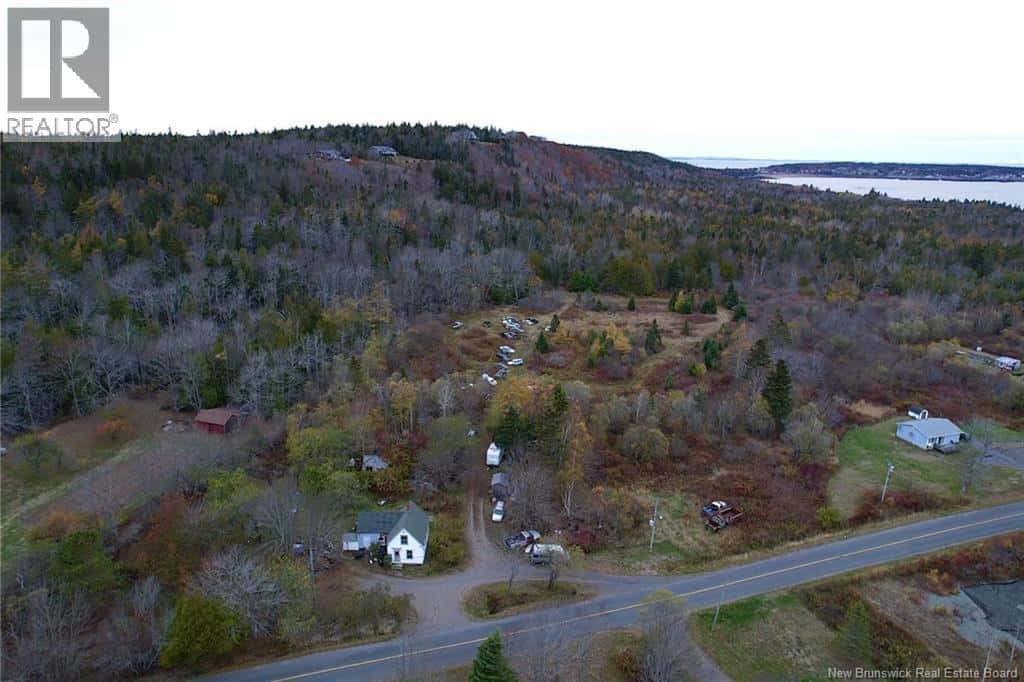 90 Cedar Street — Grand Manan, New Brunswick - Photo 3 of 25