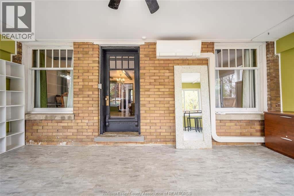 221 JOHN STREET East — Blenheim, Ontario - Photo 5 of 50