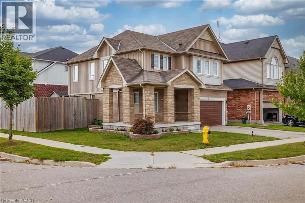 151 DOLMAN Street — Breslau, Ontario - Photo 3 of 27