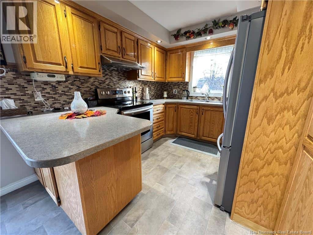 4 des Pins Street — Kedgwick, New Brunswick - Photo 3 of 28