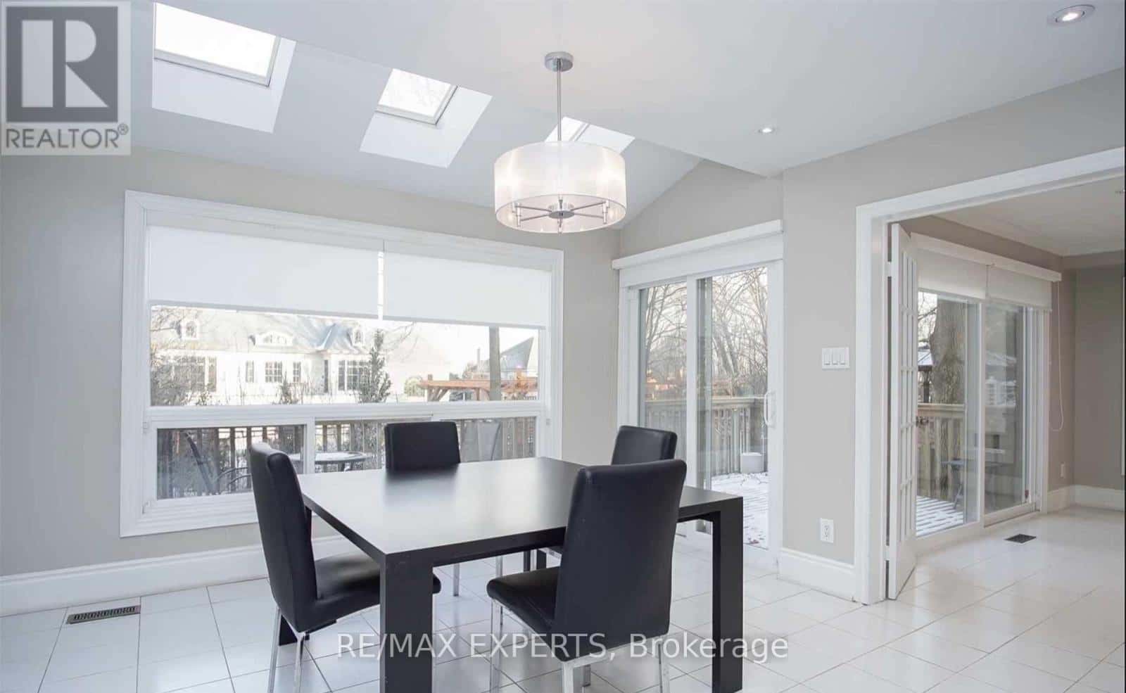 33 ROSE GREEN DRIVE — Vaughan (Uplands), Ontario - Photo 5 of 13