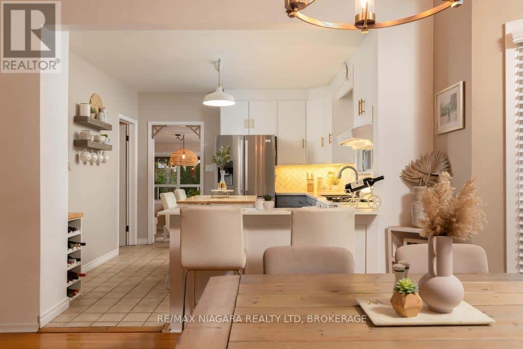 26 HAZEL STREET — St. Catharines (Burleigh Hill), Ontario - Photo 5 of 30