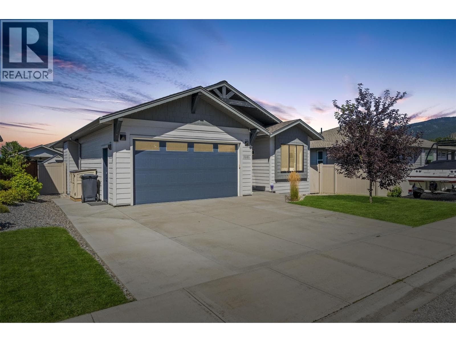 2280 Nordstrom Avenue — Armstrong, British Columbia - Main photo