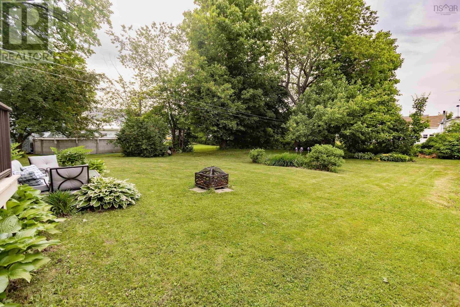 41 Prince William Street — Oxford, Nova Scotia - Photo 4 of 50