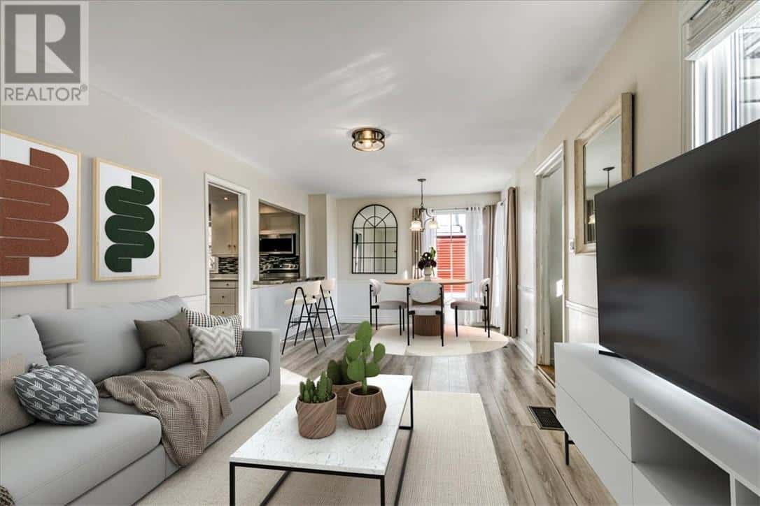 250 Eighth Avenue — Lively, Ontario - Photo 3 of 43