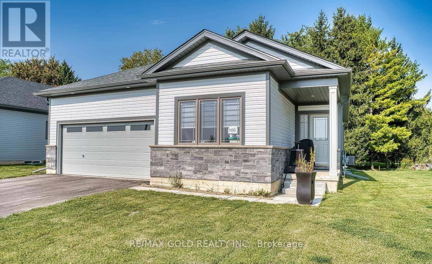 166 ELLEN STREET — North Perth (Elma), Ontario - Photo 2 of 25