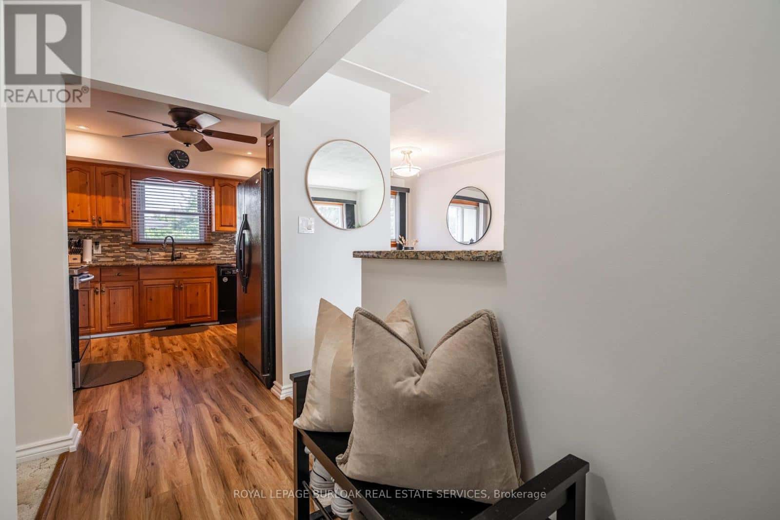 7 KENWOOD CRESCENT — Hamilton (Huntington), Ontario - Photo 3 of 27