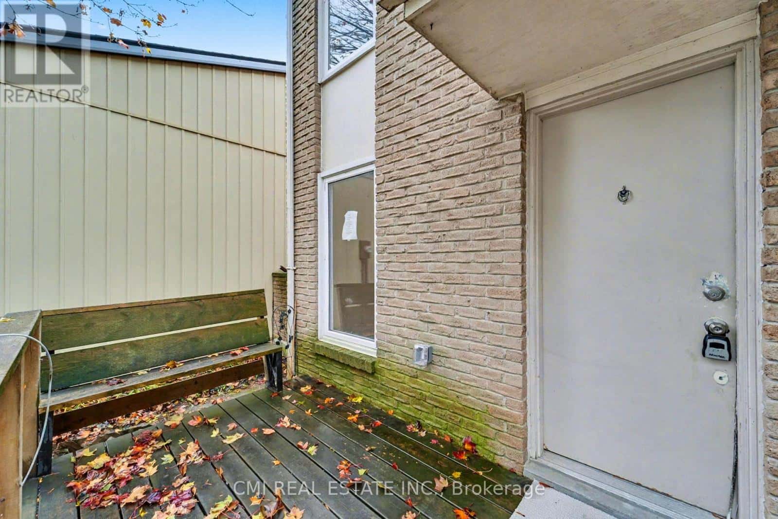 51 LUCAS LANE — Ajax (South West), Ontario - Photo 3 of 41