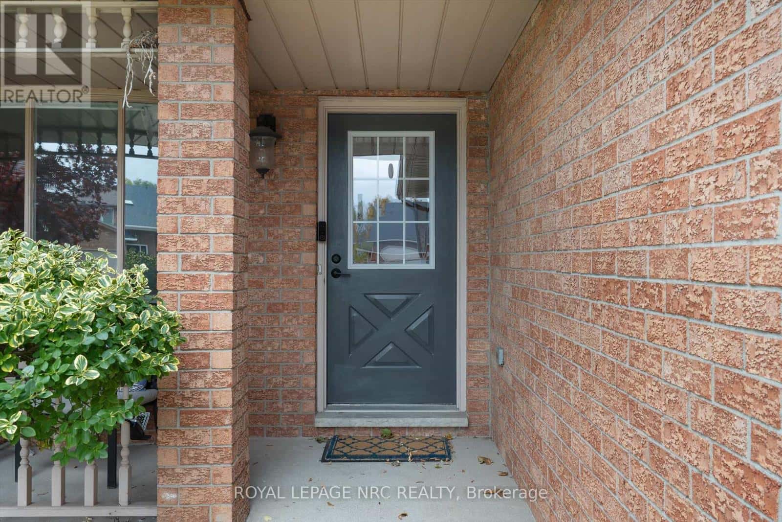 26 ELDERWOOD DRIVE — St. Catharines (Grapeview), Ontario - Photo 3 of 48