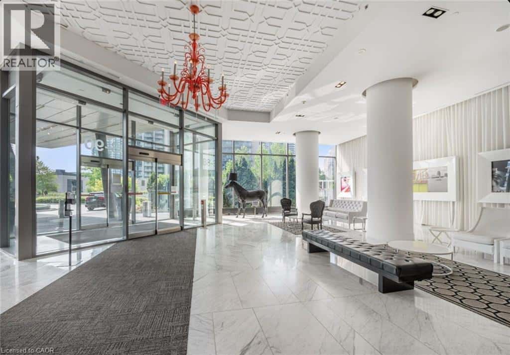 90 PARK LAWN Road Unit# 2209 — Etobicoke, Ontario - Photo 5 of 27