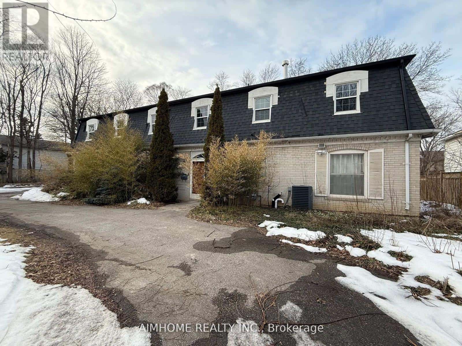 338 STEELES AVENUE E — Markham (Bayview Glen), Ontario - Photo 2 of 23