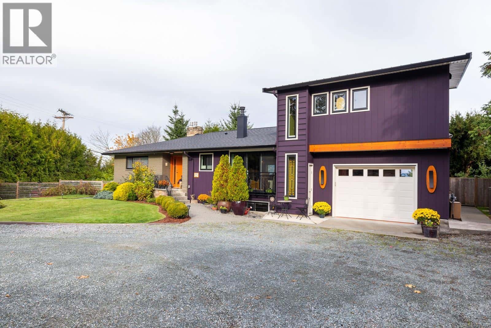 1770 Wilmot Rd — Cowichan Bay, British Columbia - Photo 4 of 65