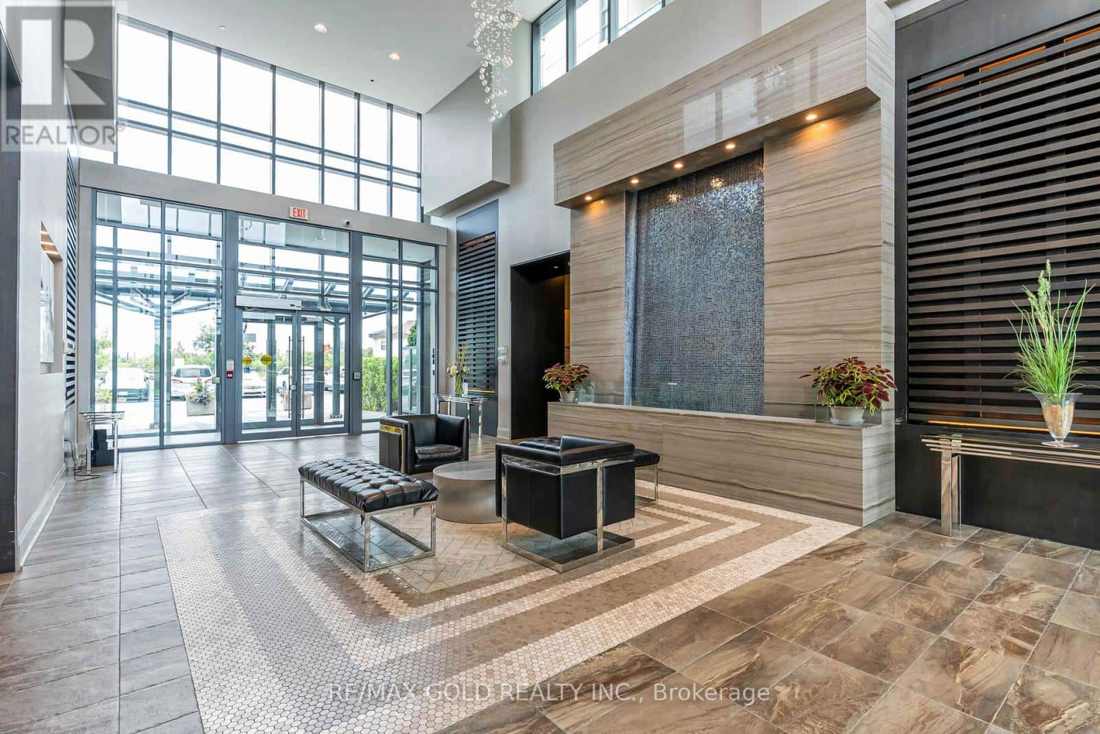 503 - 55 YORKLAND BOULEVARD — Brampton (Goreway Drive Corridor), Ontario - Photo 5 of 50