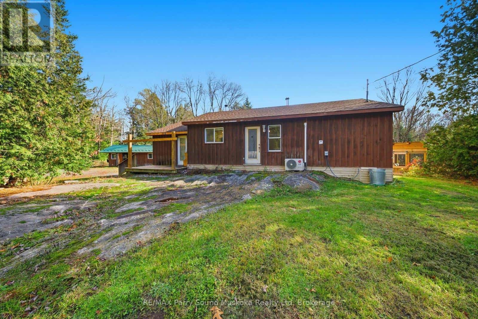 66 CLEAR LAKE ROAD — Seguin, Ontario - Photo 5 of 46