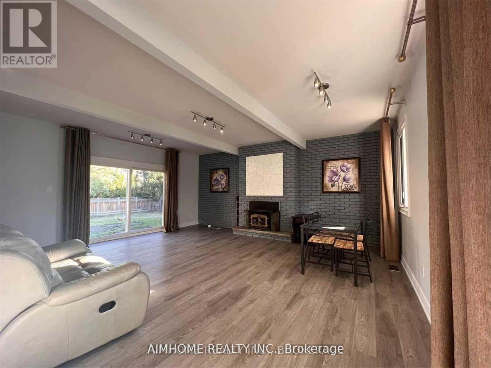 344 STEELES AVENUE E — Markham (Bayview Glen), Ontario - Photo 5 of 14