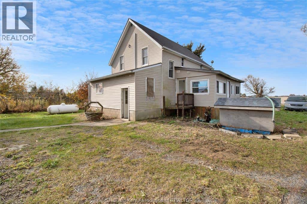 4604 Badder LINE — Merlin, Ontario - Photo 3 of 40