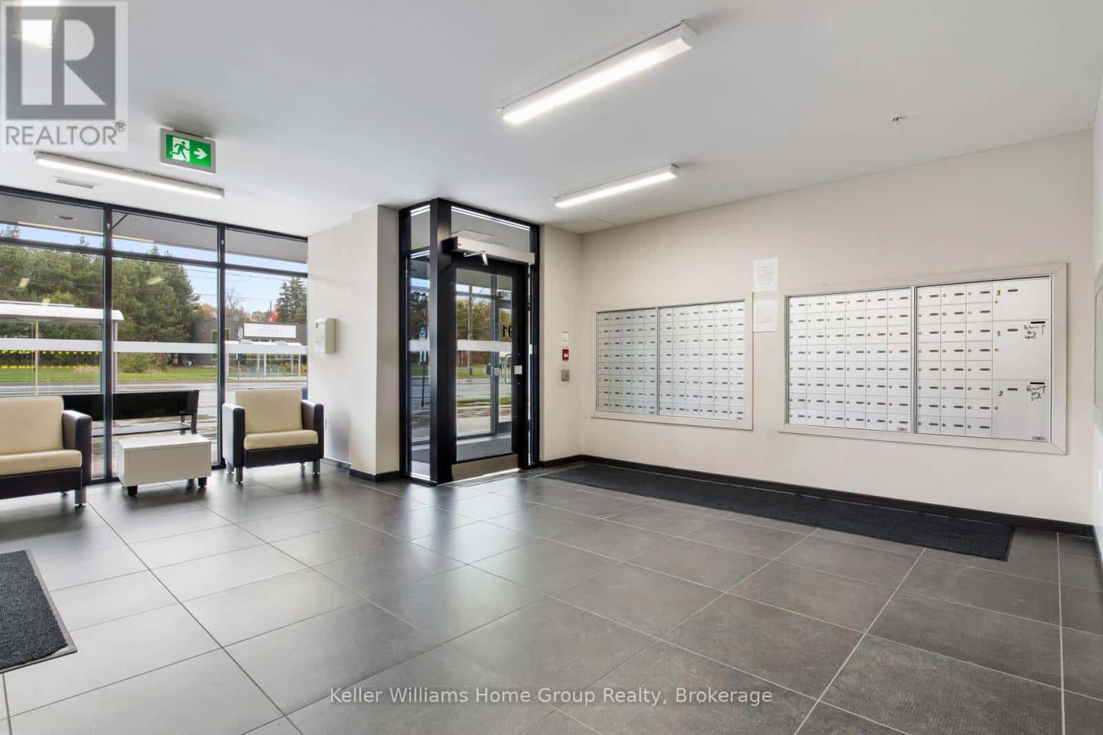 417 - 1291 GORDON STREET — Guelph (Kortright East), Ontario - Photo 4 of 16