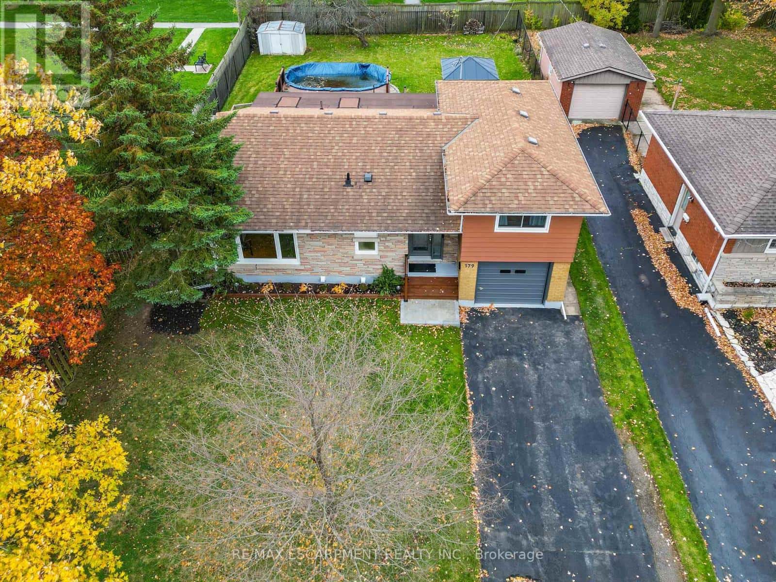 179 PRICE AVENUE — Welland (Prince Charles), Ontario - Photo 2 of 32