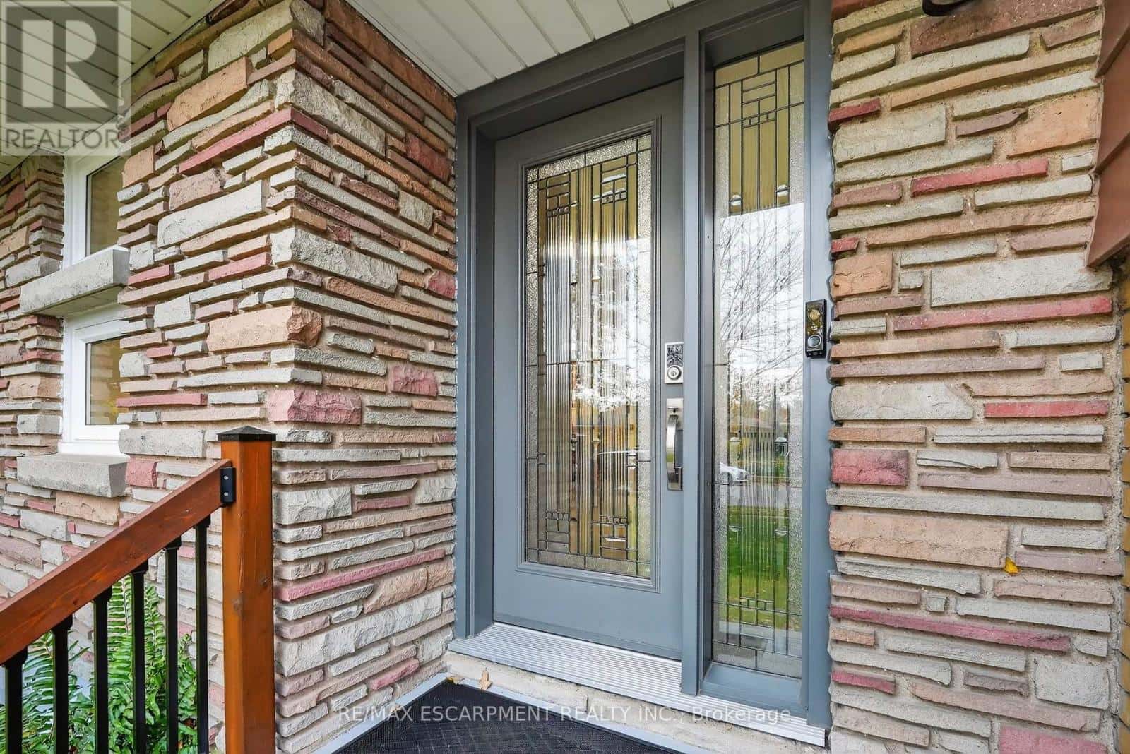 179 PRICE AVENUE — Welland (Prince Charles), Ontario - Photo 4 of 32