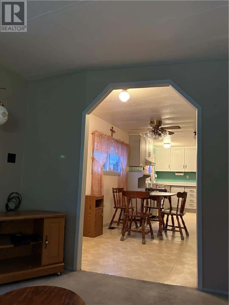 378 Gravel Drive — Hanmer, Ontario - Photo 5 of 34