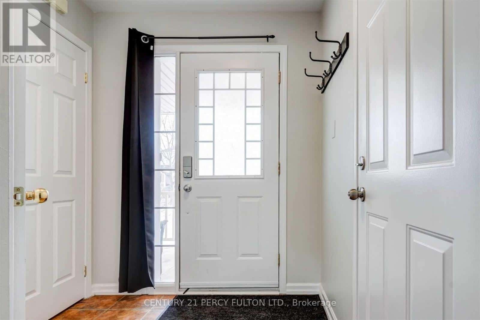 123 BROWNRIDGE PLACE — Whitby (Williamsburg), Ontario - Photo 2 of 36