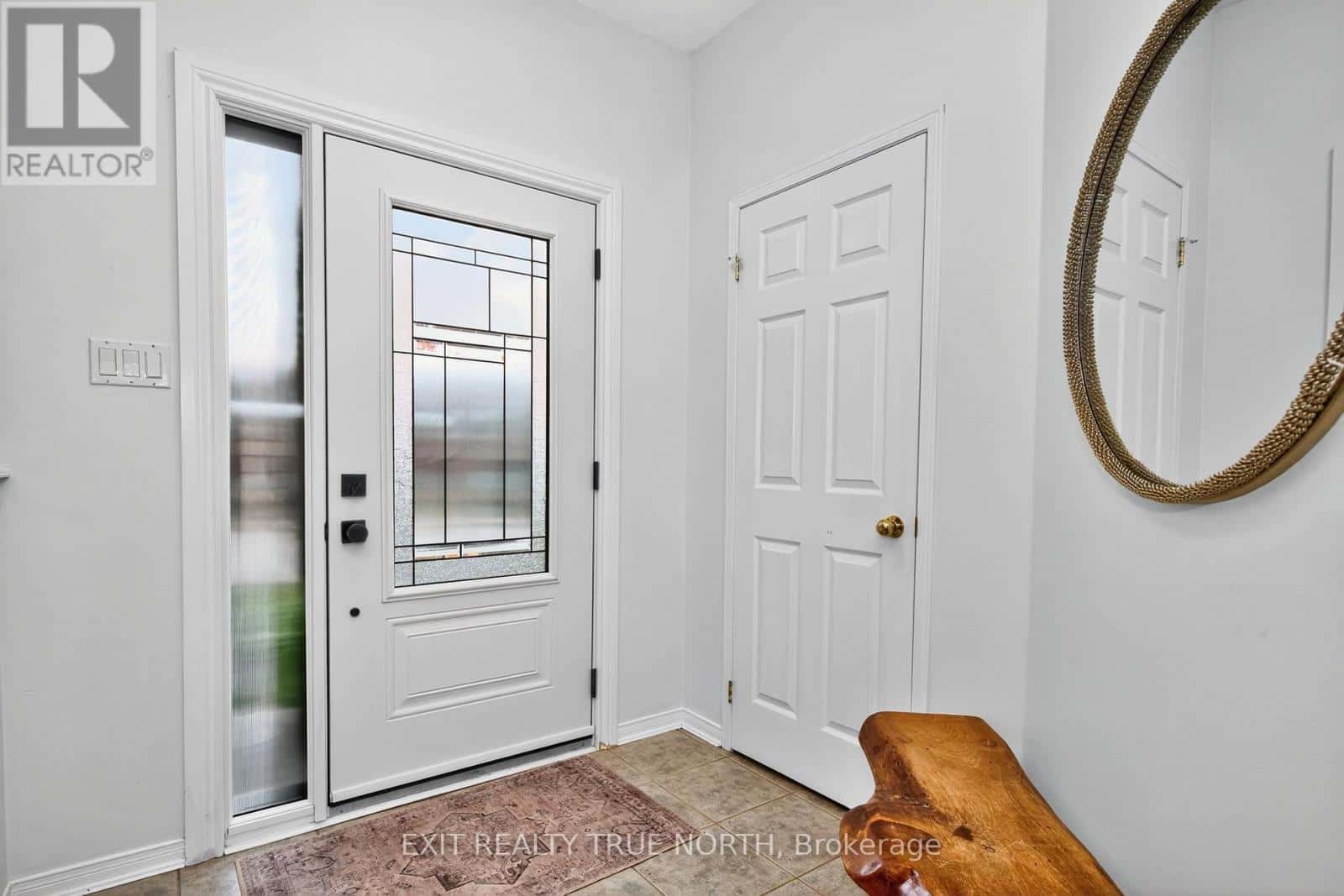 59 EDWARDS DRIVE — Barrie (Bayshore), Ontario - Photo 4 of 50