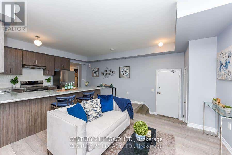 712 - 60 HALLIFORD PLACE — Brampton (Goreway Drive Corridor), Ontario - Photo 3 of 21