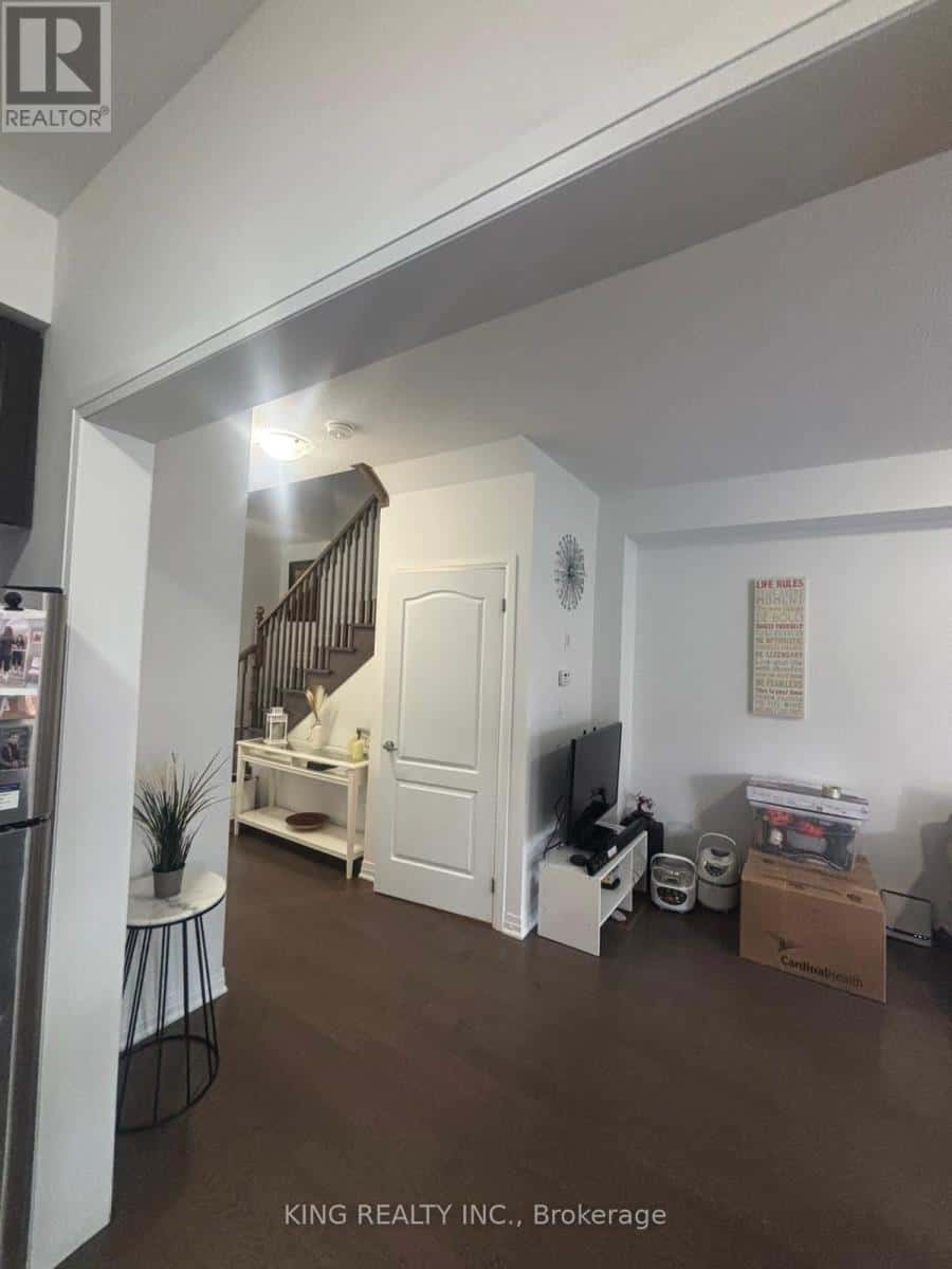 59 LEESON STREET N — East Luther Grand Valley, Ontario - Photo 4 of 6