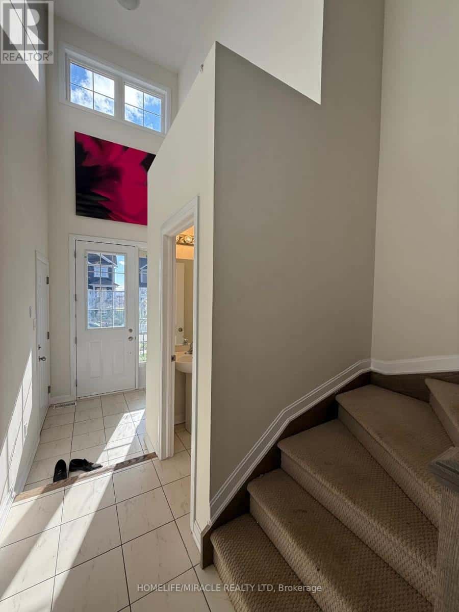 136 GILDERSLEEVE BOULEVARD — Loyalist (Bath), Ontario - Photo 4 of 25