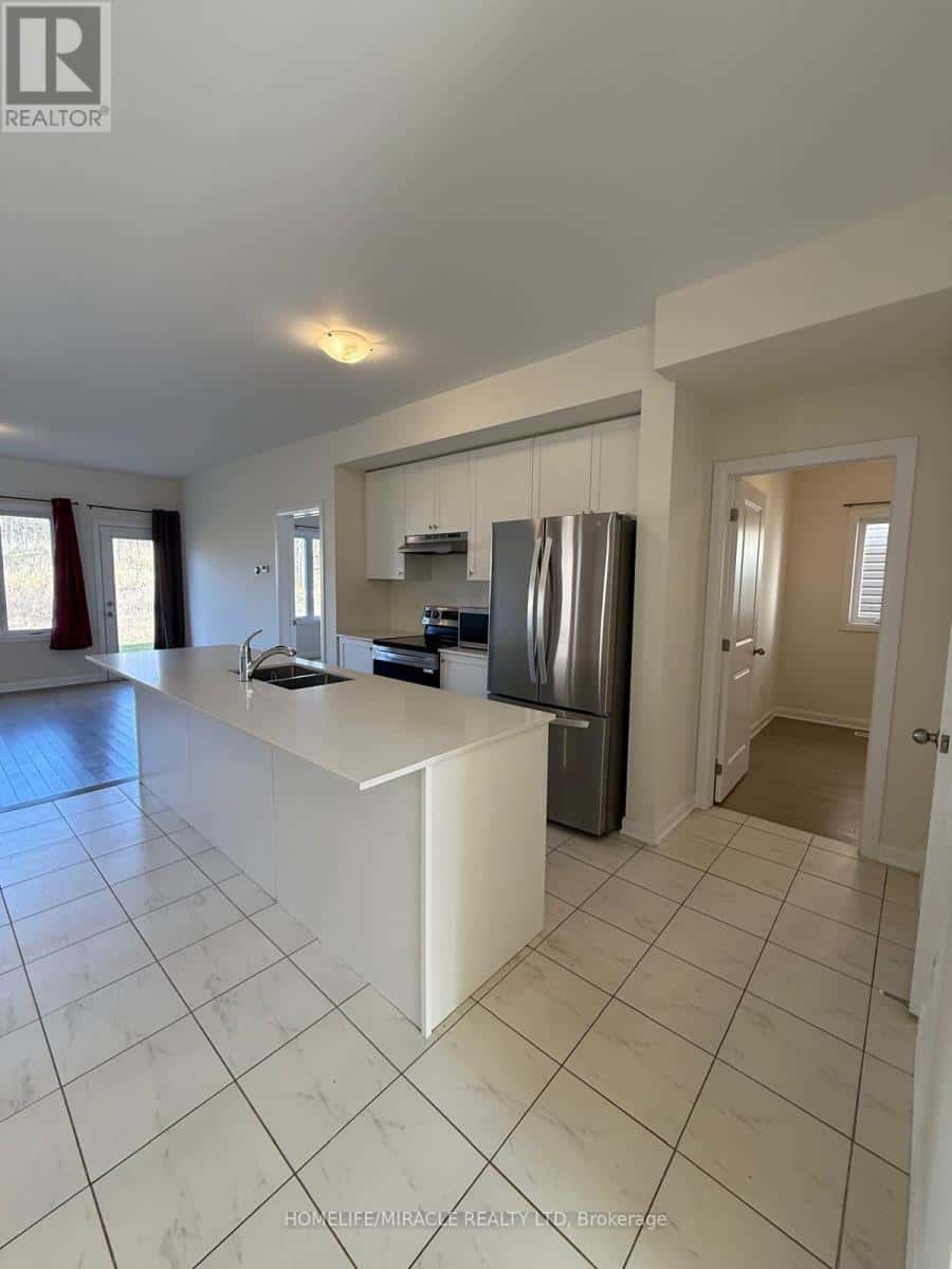 136 GILDERSLEEVE BOULEVARD — Loyalist (Bath), Ontario - Photo 5 of 25