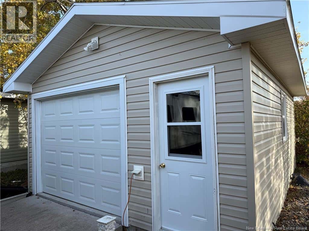 25 Prince William Street — St George, New Brunswick - Photo 3 of 50