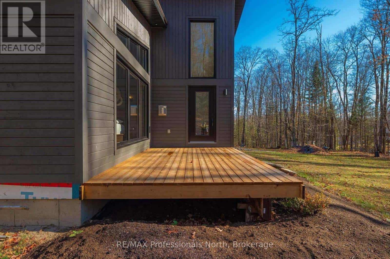 3777 GLAMORGAN ROAD — Dysart et al (Dysart), Ontario - Photo 3 of 50