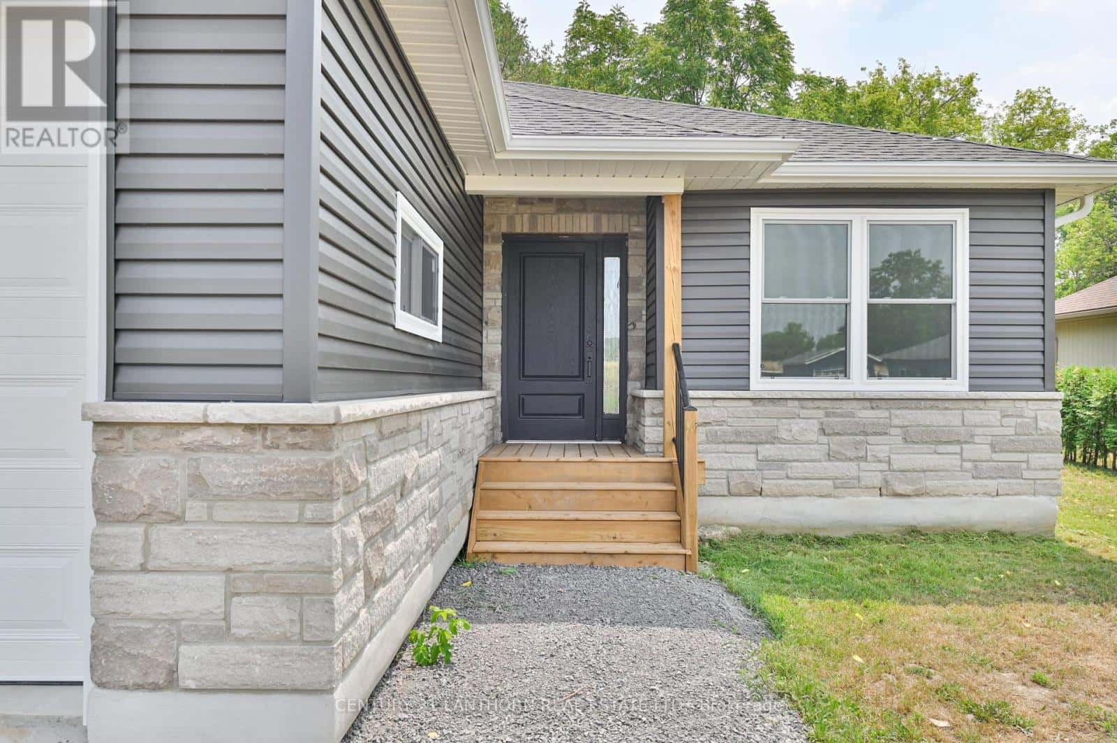 91 DUNCAN STREET — Centre Hastings, Ontario - Photo 4 of 36