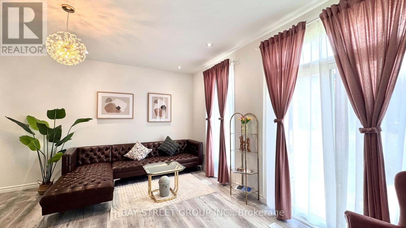 5921 BENTLEY COMMON — Niagara Falls (Clifton Hill), Ontario - Photo 5 of 41