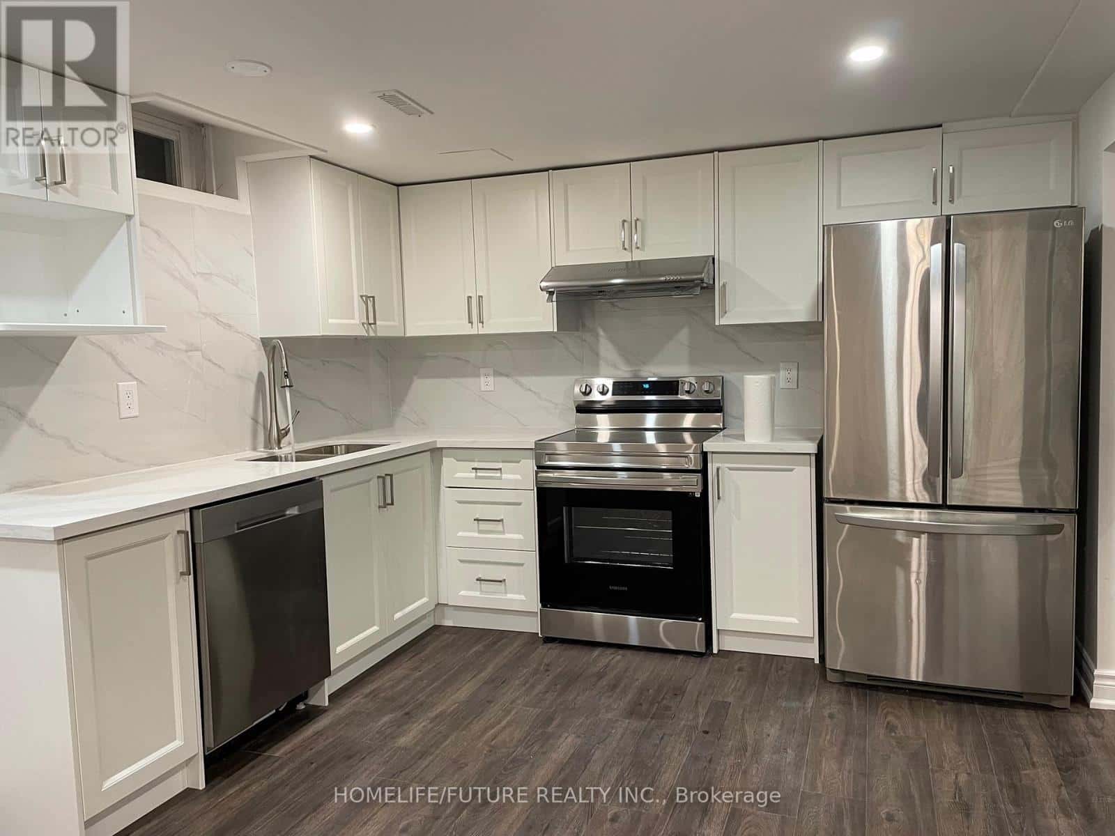 (BSMT) - 250 WOODHALL ROAD — Markham (Milliken Mills East), Ontario - Photo 3 of 10